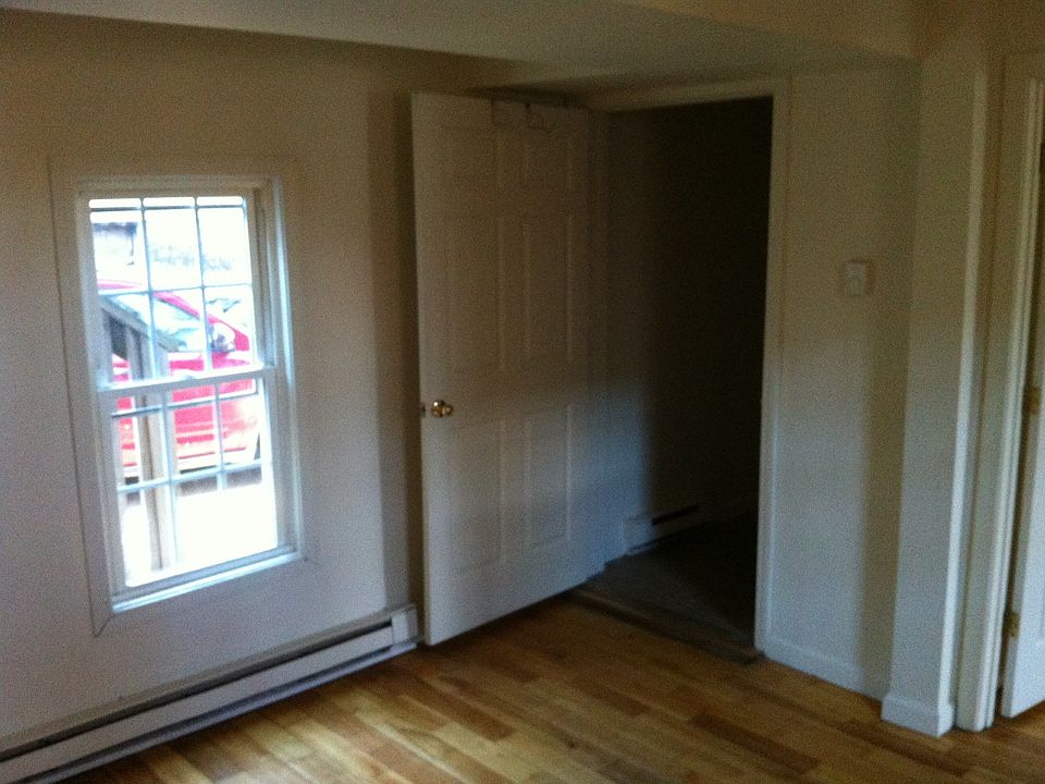 2nd image of 21 Summer St APT 2