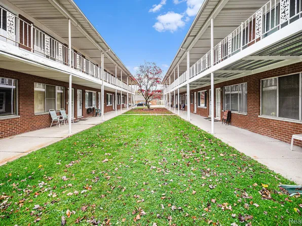 17131 Denver St, Detroit, MI 48224