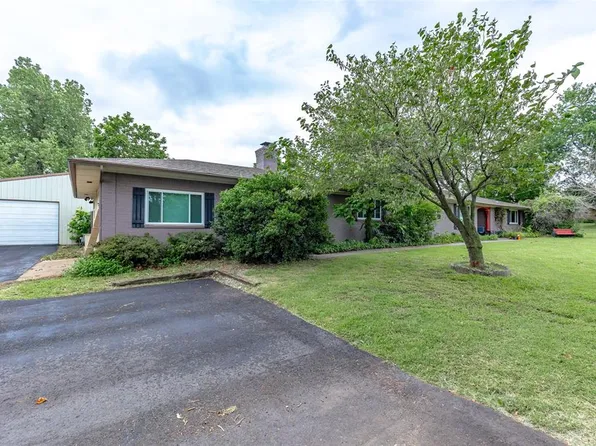 834 E Coffee Creek Rd, Edmond, OK 73034