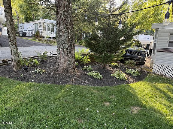 5th image of 4229 E Pkwy #66-lot 66
