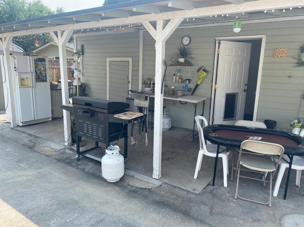1101 Maple Way, Zillah, WA 98953