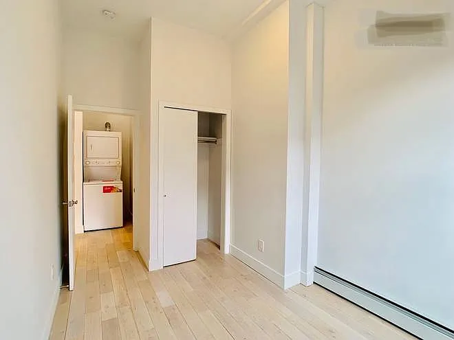 346 Stanhope St #2 — Photo 8