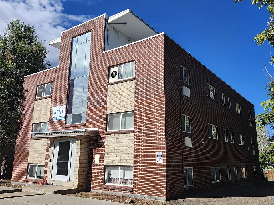 1641 Hanover St #11