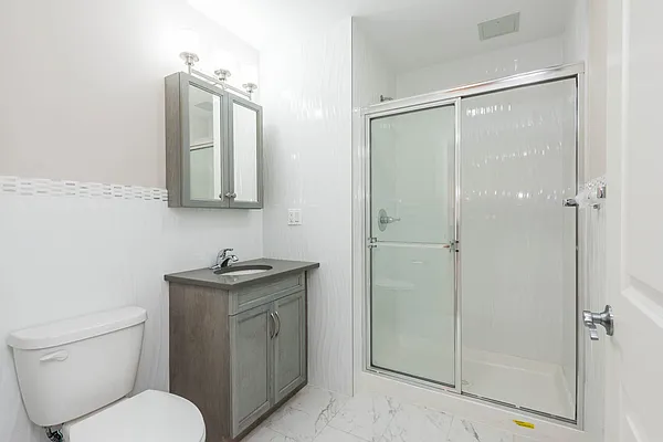 Rented by Nooklyn NYC LLC | media 58