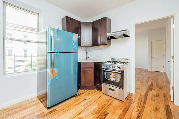 Rented by Nooklyn NYC LLC | media 17