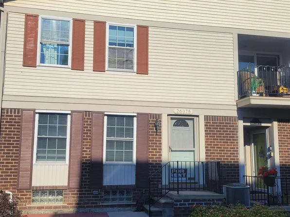 26075 S Lake Dr #28, Harrison Township, MI 48045