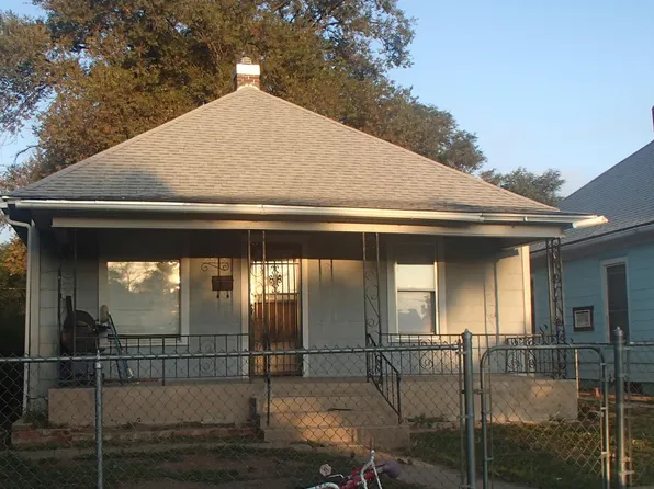 2323 Spruce St, Pueblo, CO 81004
