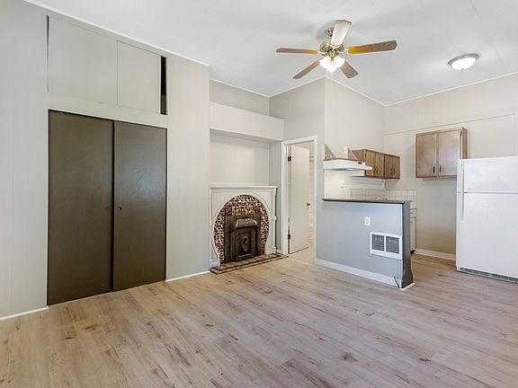 3rd image of 444 Stephens Ave #2