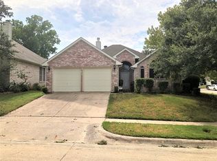 7667 Beaver Head Rd, Fort Worth, TX 76137