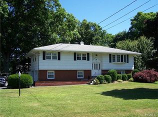 540 Union Ave, New Windsor, NY 12553