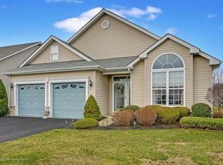 526 Bennington Ln, Lakewood, NJ 08701