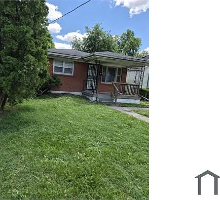 2 bed, $1,300 — Photo 2