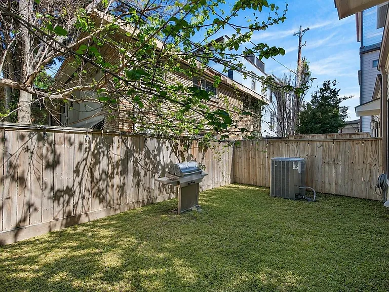 4744 Aftonshire Dr — Photo 25