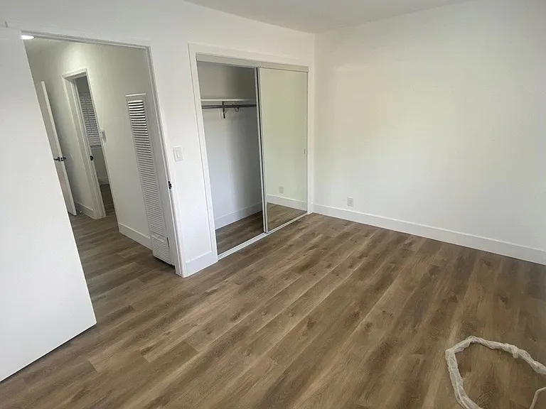 6136 Fulton Ave #9 — Photo 15
