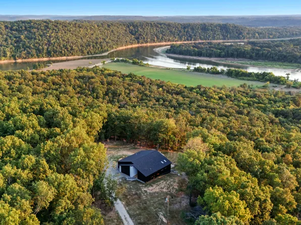 1201 County Road 555b, Tecumseh, MO 65760