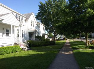2147 2nd St, Wyandotte, MI 48192