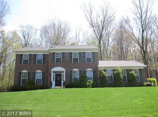 2251 Woods Retreat Dr, Westminster, MD 21157