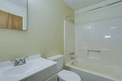 107 McClain St — Photo 13