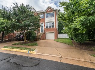 12012 Edgemere Cir, Reston, VA 20190