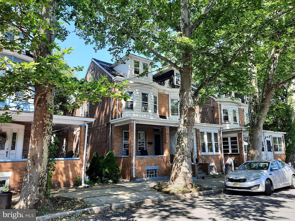 1st image of 506 Woodland St