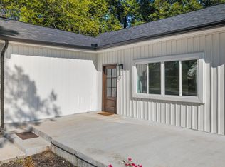 2399 Sweetwater Vonore Rd, Sweetwater, TN 37874