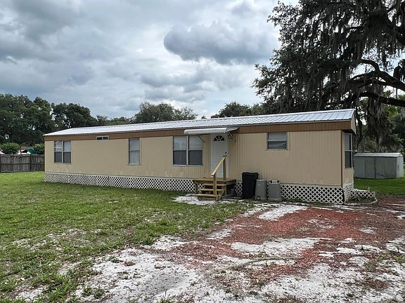 2nd image of 2259 N County Road 470