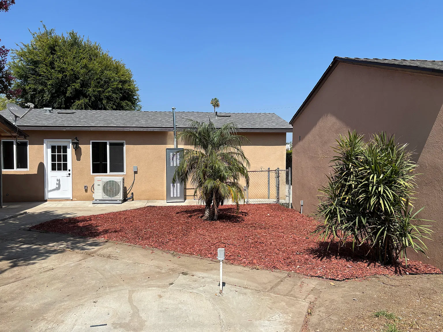 3 bed, 961 sqft, $3,650 — Photo 4