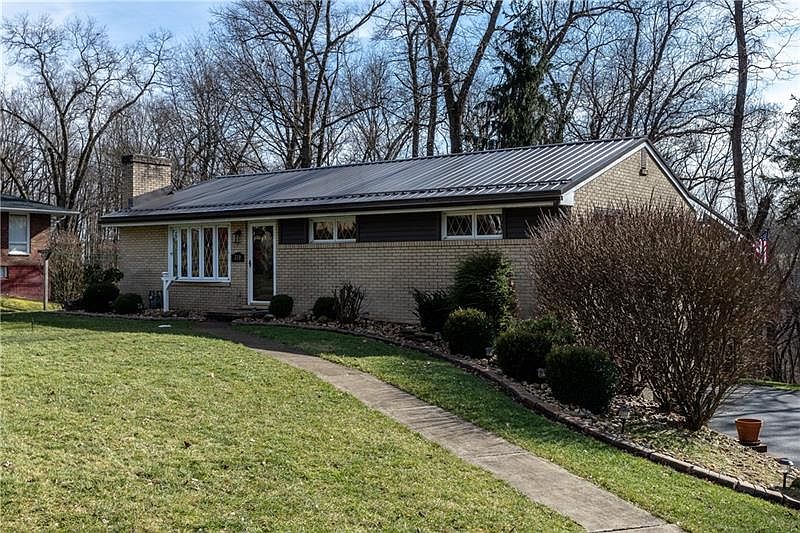 1st image of 310 Westbrook Dr