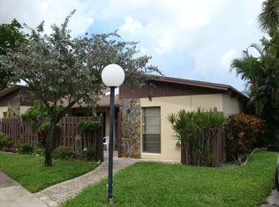 420 Briarwood Cir, Hollywood, FL 33024