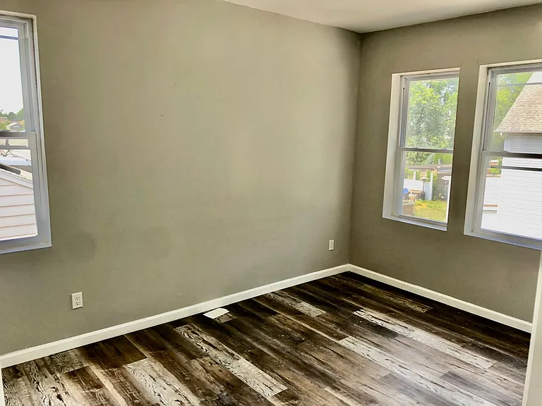 560 Brace Ave #2 — Photo 11