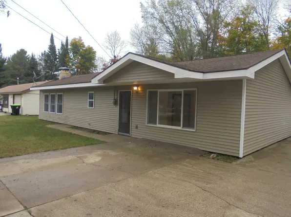 9106 Manistee Rd, Saint Helen, MI 48656