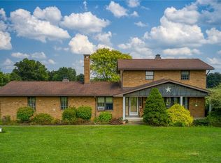 421 Freeport St, Saxonburg, PA 16056