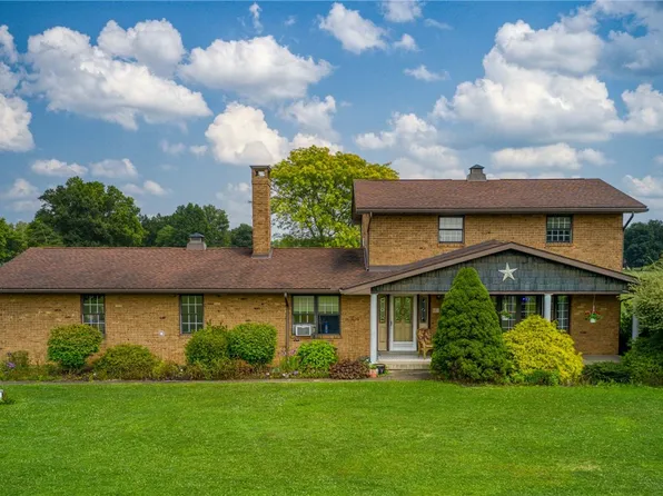 421 Freeport St, Saxonburg, PA 16056