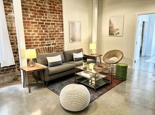 801 Magazine St #ID1265379P, New Orleans, LA 70130