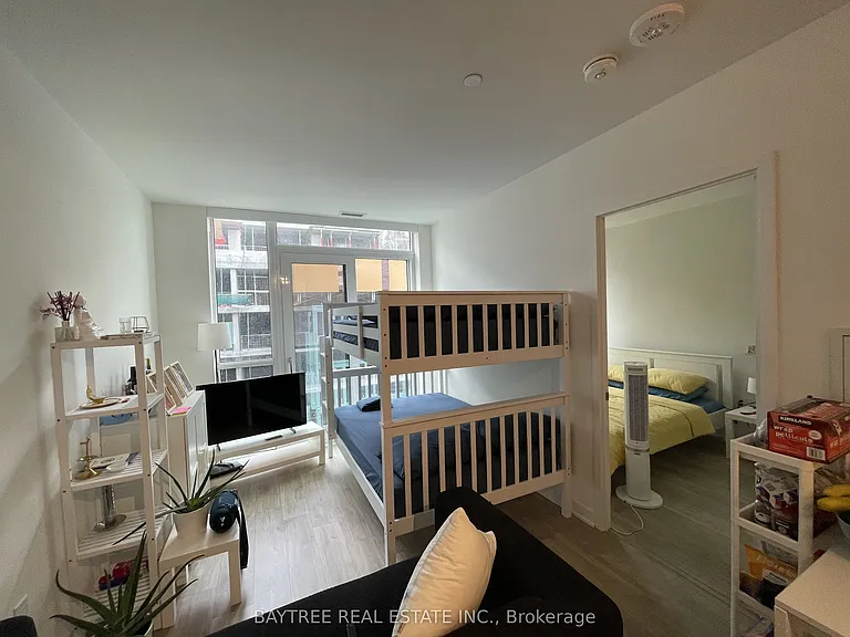 100 Dalhousie St #403 — Photo 8