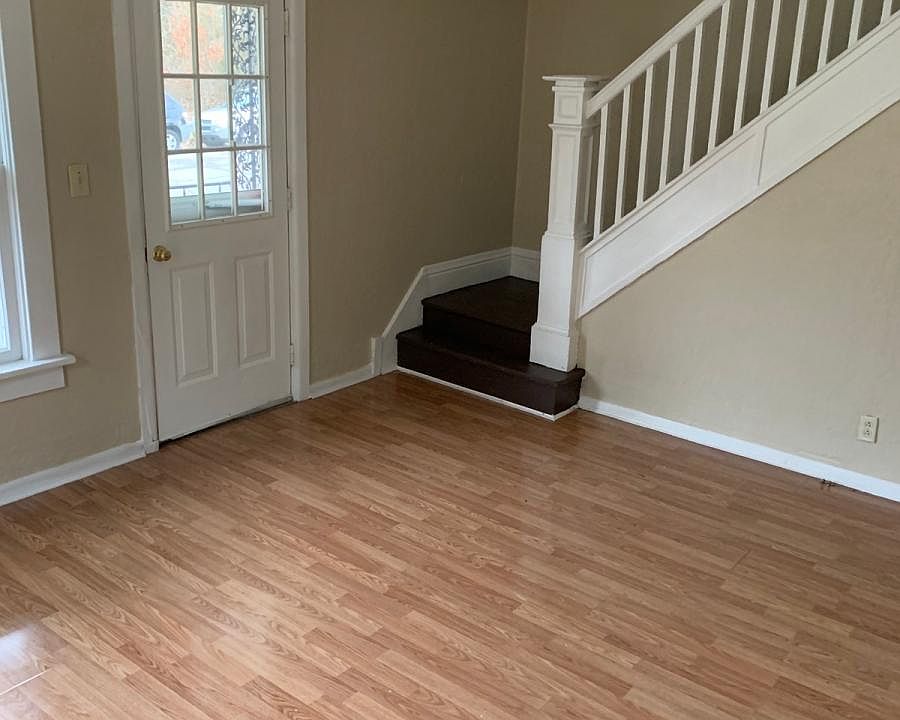 2nd image of 778 Cedar Ave