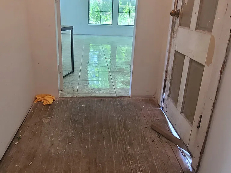 917 W Clarendon Dr — Photo 5