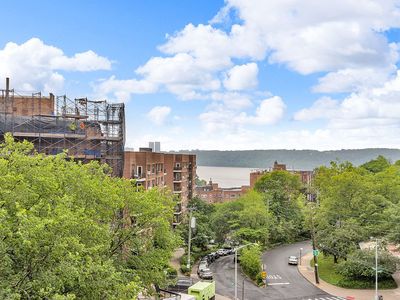 2601 Henry Hudson Pkwy APT 5E, Bronx, NY, 10463