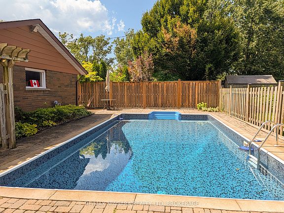 5th image of 3139 Chipman Cres