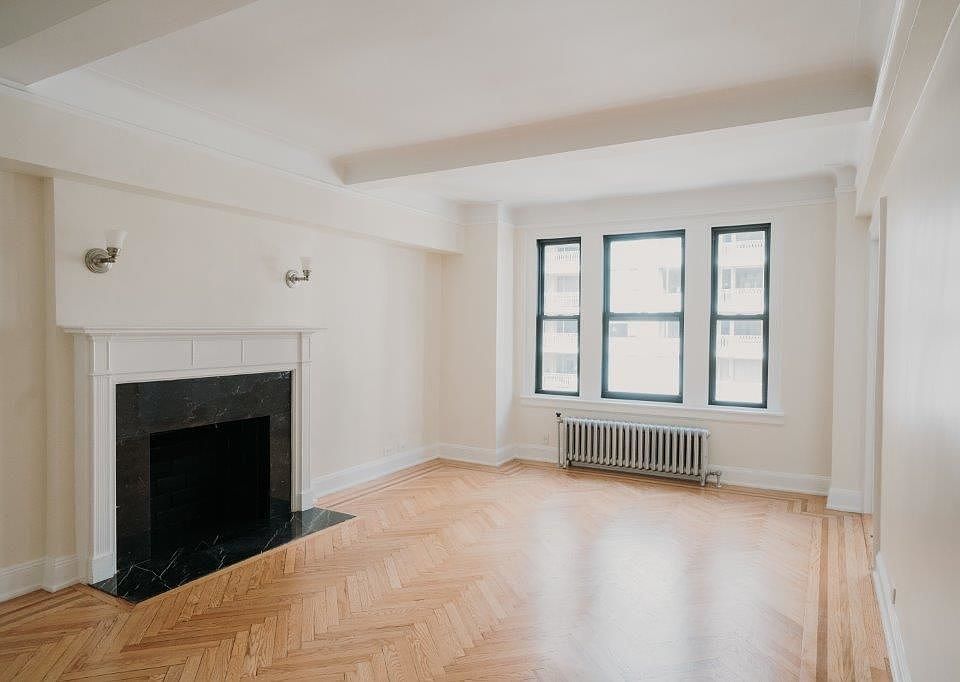 1st image of 210 E 68th St APT 13I