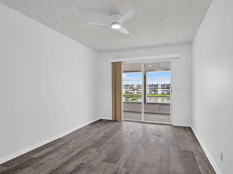 3045 Cornwall Dr #C — Photo 17