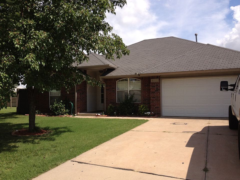 1st image of 108 SW 142nd St