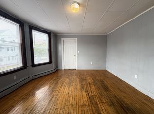 220 Blake St #5, Lewiston, ME 04240