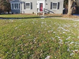 1483 Creek St, Rochester, NY 14625