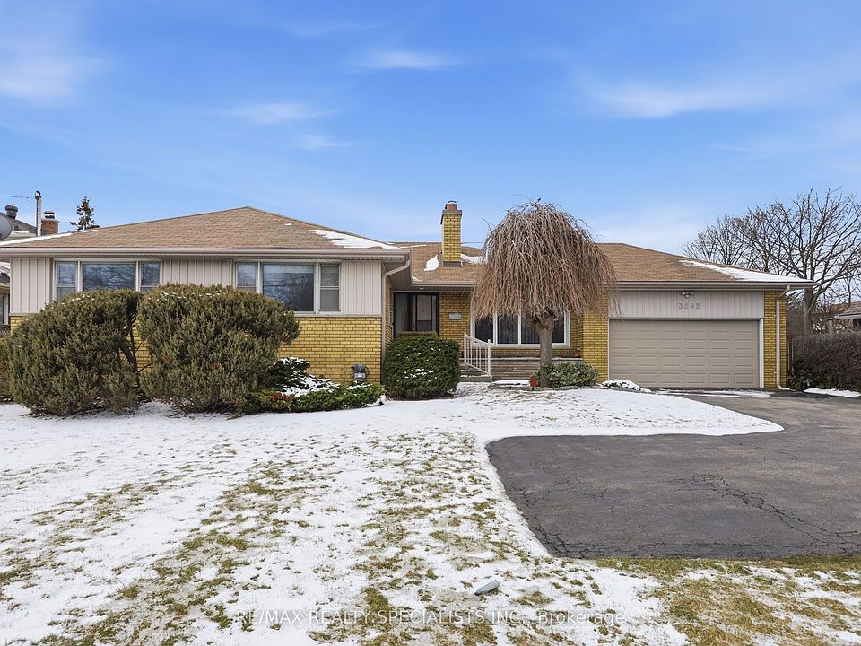 1st image of 3292 Cawthra Rd