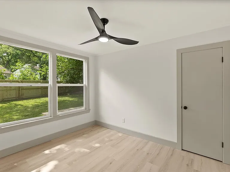 7522 High Dr — Photo 20
