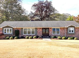 3218 Starlake Cir, Hoover, AL 35226