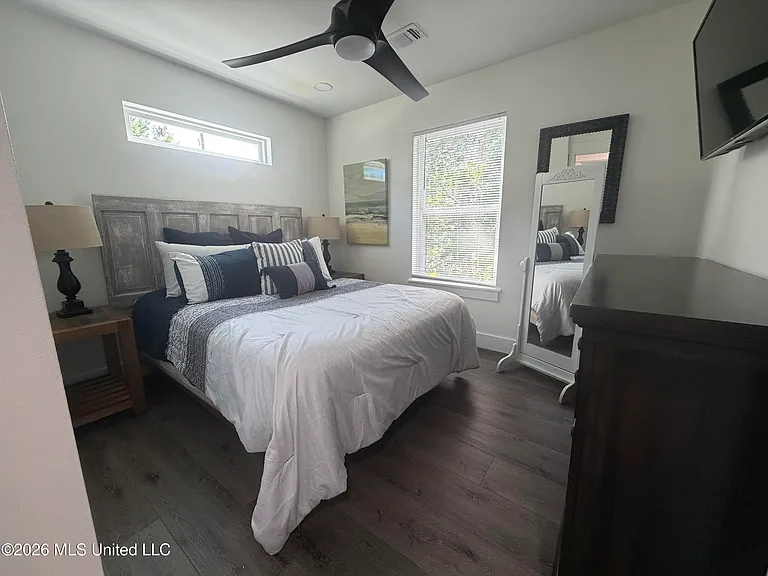 4060 Cardinal St — Photo 13