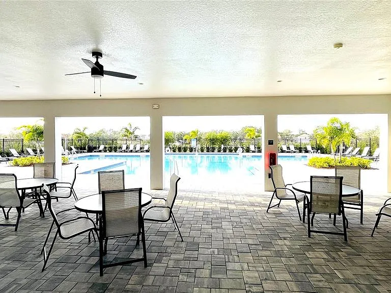 1387 Mountain Flower Ln — Photo 25