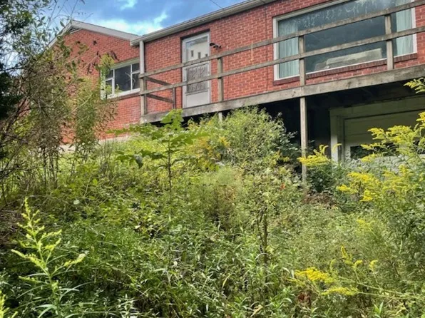 2792 Bull Creek Rd, Tarentum, PA 15084